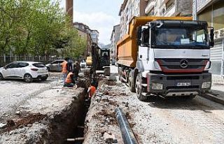 Muş Belediyesi altyapı çalışmalarına kaldığı...