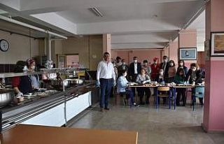 Nallıhan Belediyesinden günlük bin aileye sıcak...