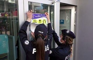 Nazilli polisi sosyal mesafeye dikkat çekti