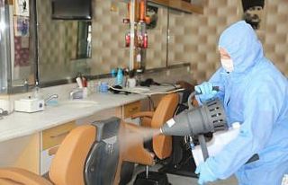 Niğde’de berber ve kuaförler dezenfekte ediliyor