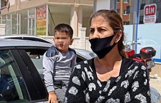 Oğlunun elinden cep telefonu çalınınca polisi...