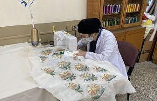 Osmanlı kaftan motiflerini örtülerde yaşatıyorlar