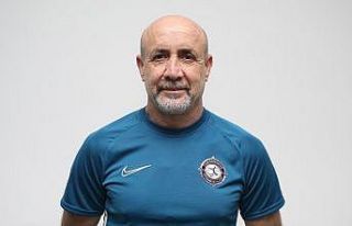 Osmanlıspor’un yeni teknik adamı Ali Güneş oldu