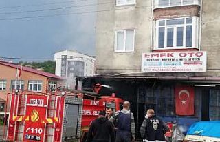 Oto tamirhanesinde korkutan yangın