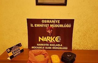 Otomobilin torpidosundan uyuşturucu çıktı