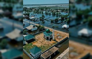 Özbekistan’da baraj duvarı çöktü