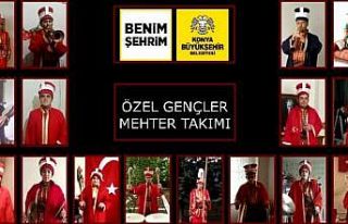 Özel Gençler Mehter Takımı evden konser verdi