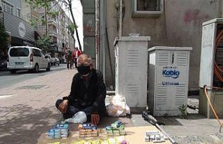 (Özel) Sokağa çıkma izninde 71 yaşındaki adam...