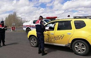 Palandöken ilçe jandarma trafik ekiplerinden Trafik...