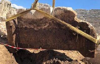 Patara kazılarında heyecanlandıran yazıt