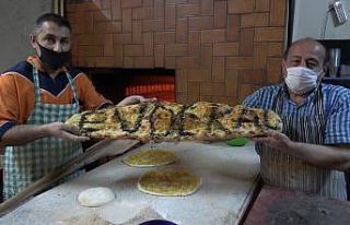 Ramazan pidesi ile ’evde kal’ mesajı