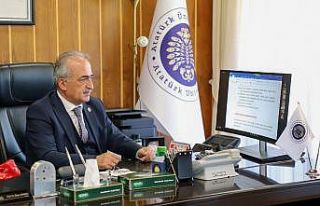 Rektör Çomaklı, ÜAK Yönetim Kurulu üyeliğine...