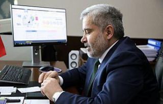 Rektör Şahin, öğrencilere telefonla ulaştı ve...