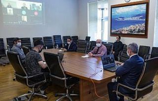 Rektör Yılmaz Can telekonferans yöntemiyle öğrencilerle...