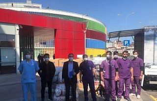 Sağlık çalışanlarına giyim desteği