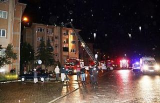 Sahurda çıkan yangın paniğe yol açtı