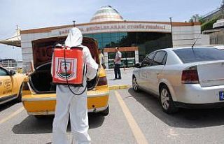 Şanlıurfa’da ticari taksiler dezenfekte edildi