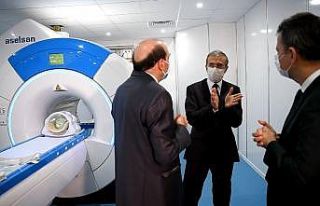 Savunma Sanayii Başkanı İsmail Demir, prototipi...