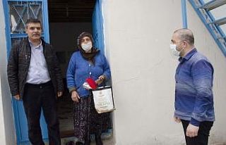 Şehit annelerine vefa