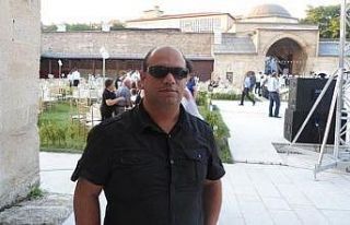 Silahlı saldırıya uğrayan müzisyen hayatını...