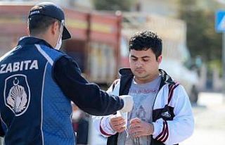 Sincan’da 331 bini aşkın maske dağıtıldı