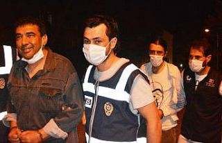 Sosyal medyada terör örgütüne destek iddiasıyla...