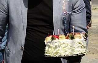 Sultangazi Belediyesinden engellilere doğum günü...