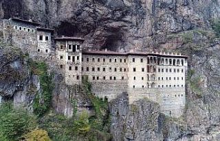Sümela Manastırı’ndaki restorasyon çalışmaları...