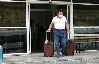 Suudi Arabistan’dan Uşak’a getirilen 189 kişi...