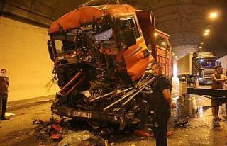 TEM’deki zincirleme kaza anı kamerada