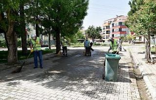 Tepabaşı’nda temizlik çalışmaları hız kesmiyor