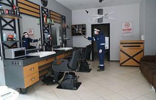 Terme’de berber ve kuaförler açılışa hazırlanıyor