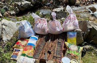 Teröristlerin kullandığı 8 katlı sığınak imha...