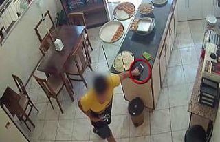 Tezgahta unutulan telefonlar hırsızların hedefi...