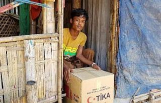 TİKA, Arakanlı mültecileri Ramazan’da da yalnız...