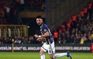 Tolgay Arslan: "Deplasman maçları zor olacak"