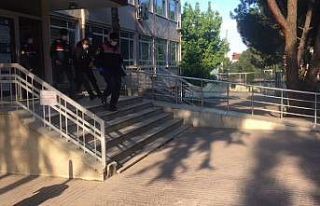 Uyuşturucudan tutuklanan ağabeyine "sen ne...