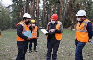 Uzundere ormanlarında eğitim çalışması