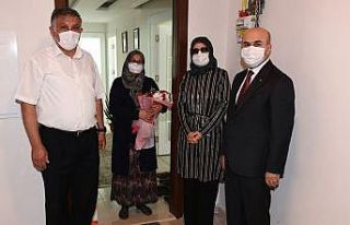 Vali Demirtaş şehit annelerinin Anneler Günü’nü...