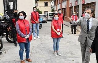 Vali Su, Vefa Sosyal Destek Grubu görevlilerini ziyaret...