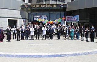 Van’da kahraman hemşirelerin günü kutlandı