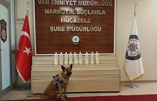 Van’da pet şişe içerisinde 14 kilo 800 gram likit...