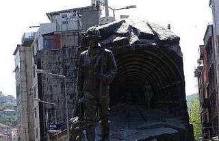 Vatandaşlar kısıtlamaya uydu, şehir boş kaldı