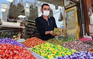 Virüs çıktı bayram şekerleri tezgahta kaldı