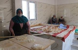 Virüse karşı ele ele verip fırın yaptılar