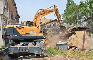 Yıldırım’da metruk yapılar yıkılıyor