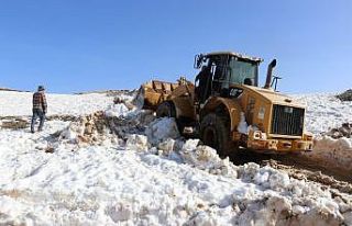 Yörüklerin göç yolu açıldı