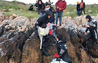 Yunanların ölüme terk ettiği göçmenleri Türk...