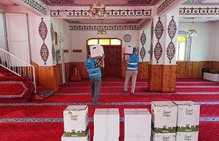 Yüzlerce insanın yüzünü güldürdüler