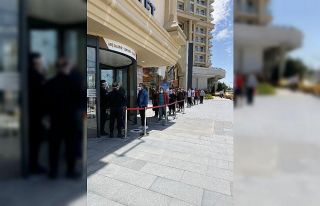 Ziyaretçiler alışveriş merkezlerinin yeni dönemine...